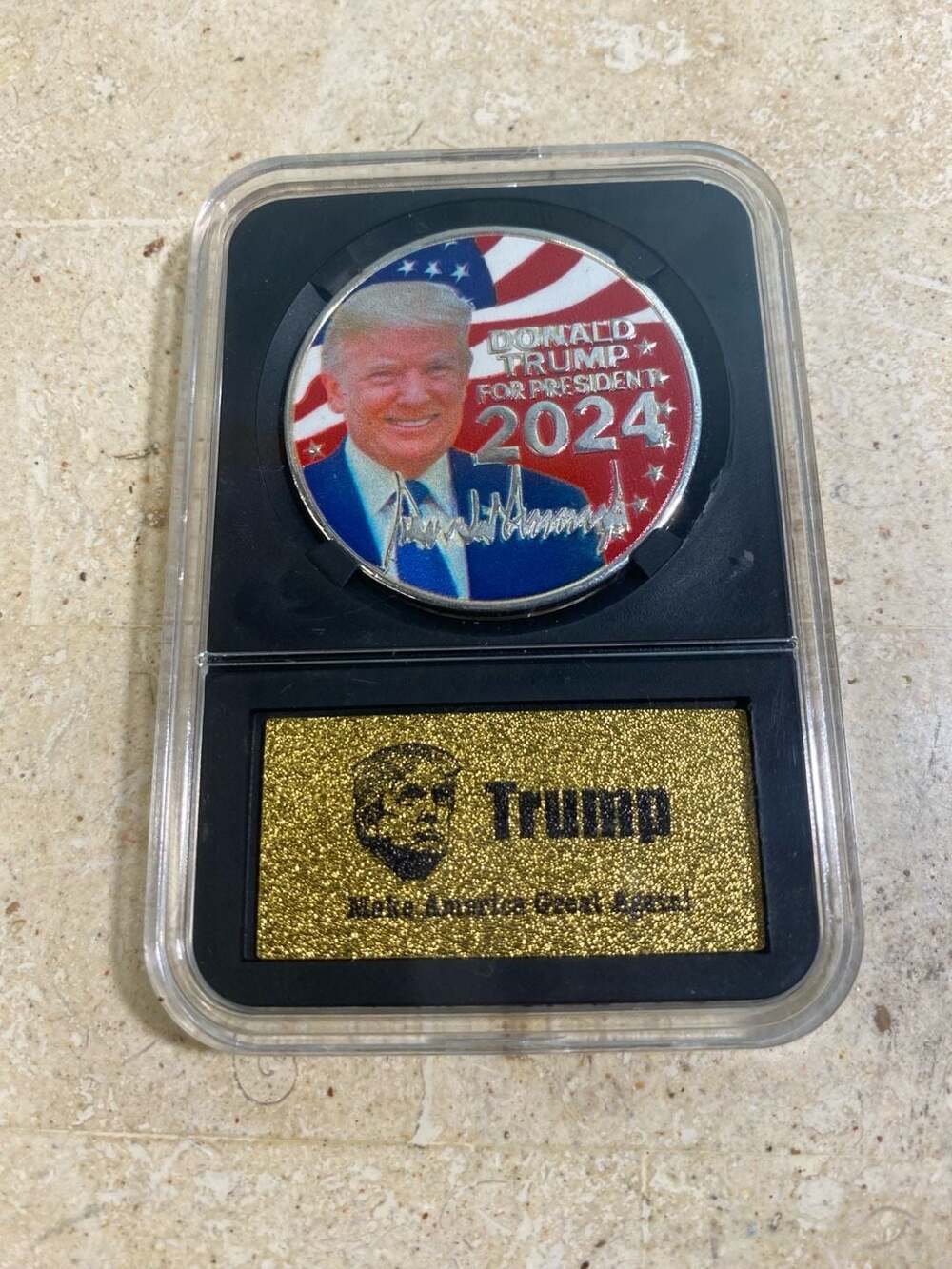 Donald Trump For President 2024 Commemorative Challenge Coin in Case